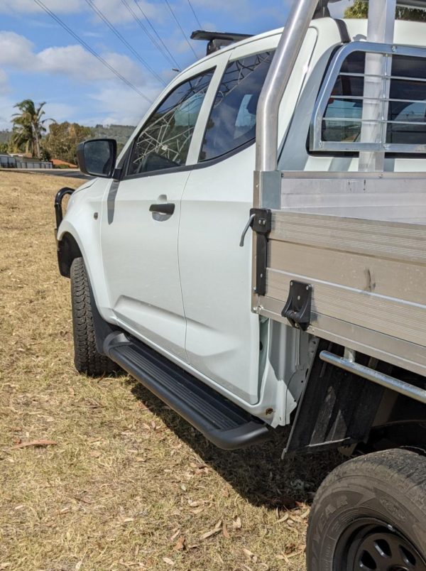 Black Side Steps Running Boards for Isuzu D-max Space Cab 2012 to 07/2020